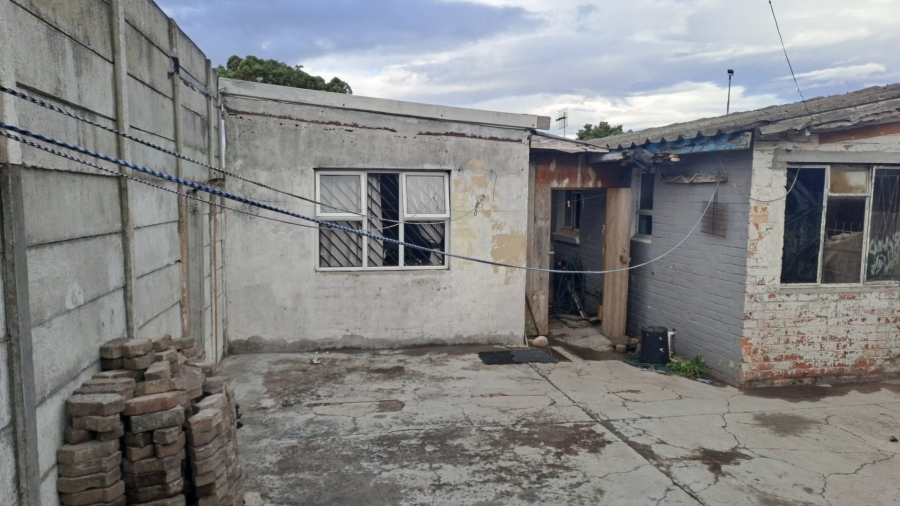 5 Bedroom Property for Sale in Primrose Park Western Cape